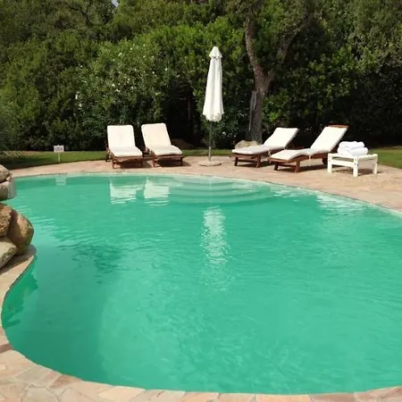 Con Piscina Privata Aiosardegna * Pula