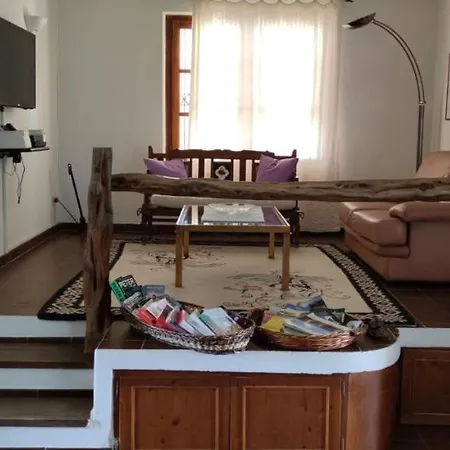 Con Piscina Privata Aiosardegna